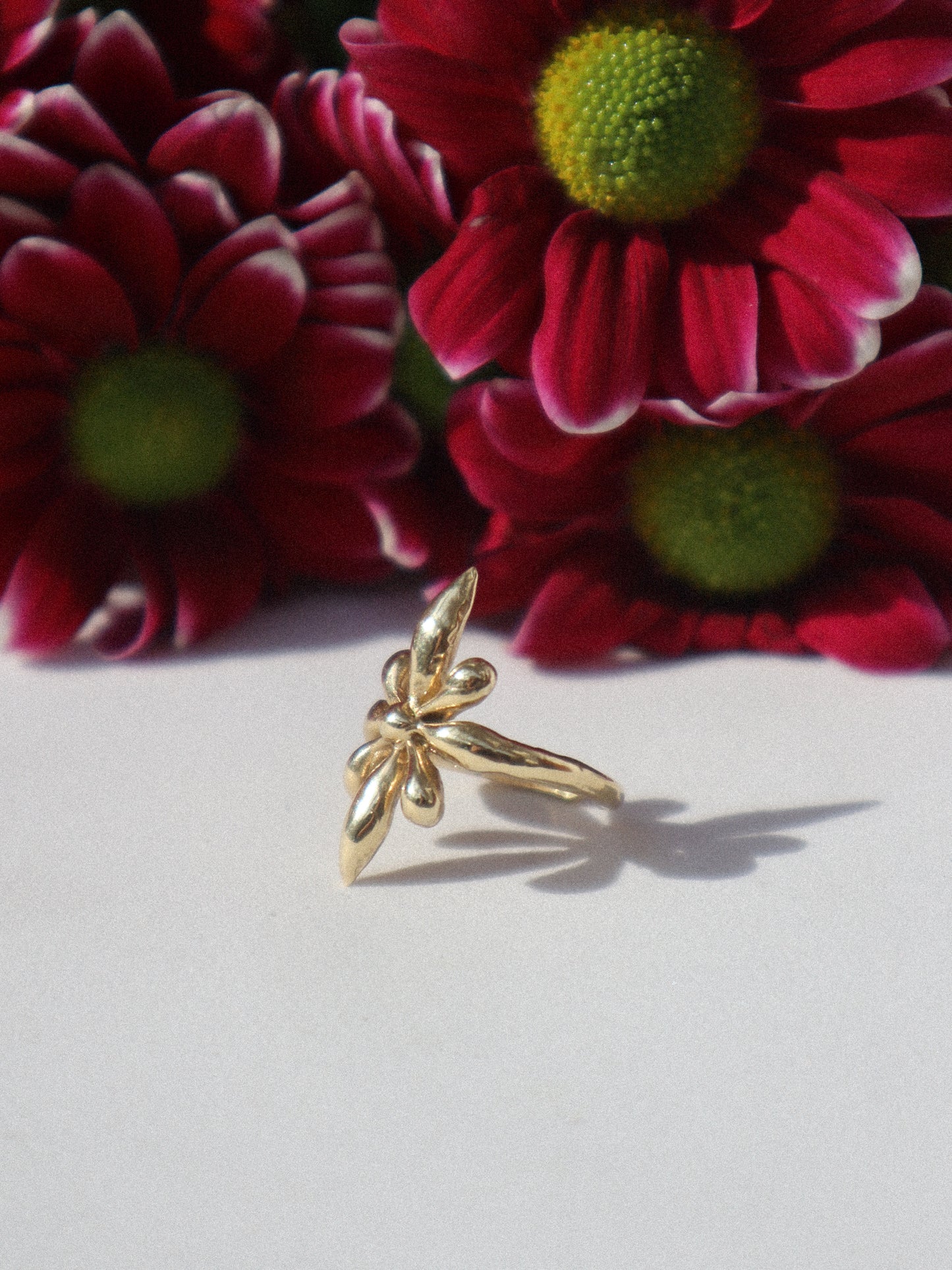 Thymora Ring