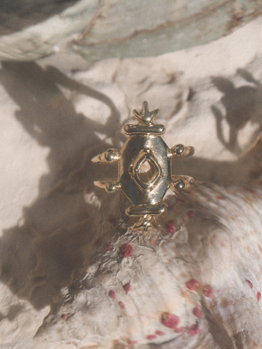 Comosus Ring