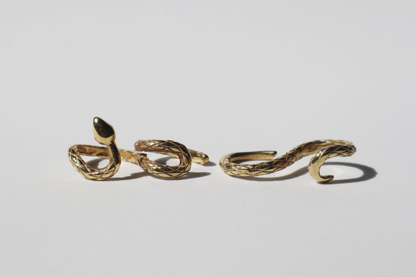 snake shaped four fingers ring